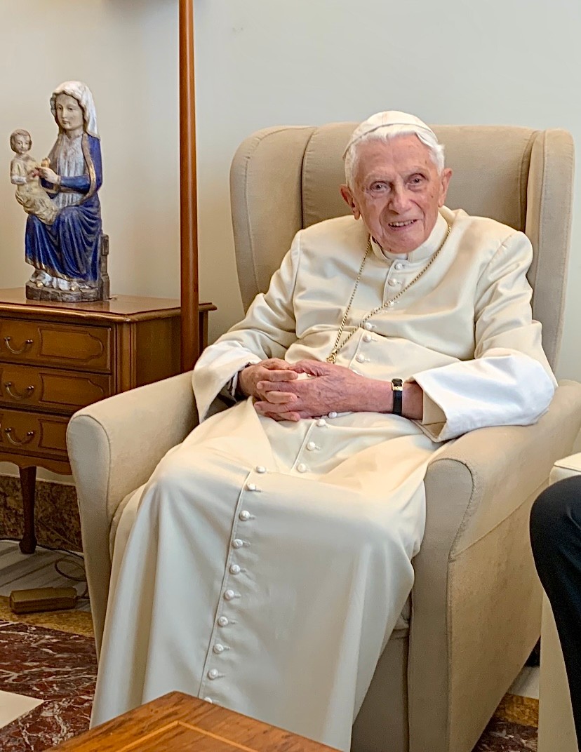 Un podcast dedicato a Benedetto XVI disponibile in tre puntate su Vaticannews